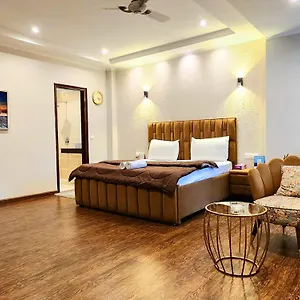 3* Hotel Premier - Golf Course Road ,gurgaon