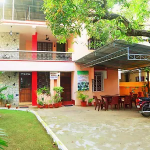 https://fort-garden-residency.kerala-hotels.net